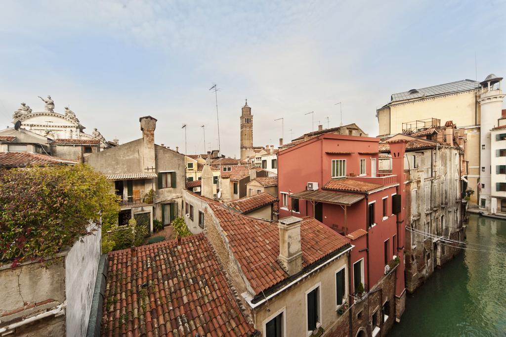 Very Central Apartment In Historical 1600 Palace With Lift A Few Min Walk From San Marco Square Венеция Экстерьер фото
