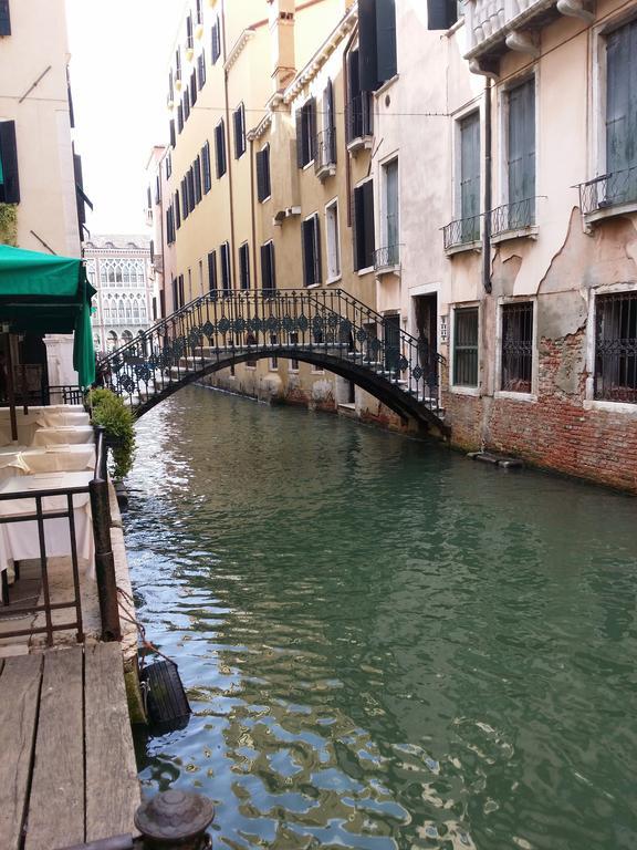 Very Central Apartment In Historical 1600 Palace With Lift A Few Min Walk From San Marco Square Венеция Экстерьер фото