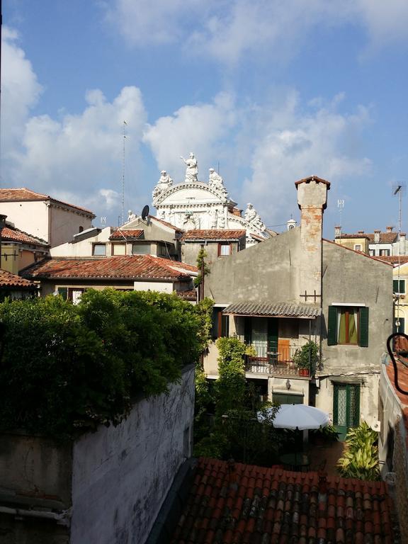 Very Central Apartment In Historical 1600 Palace With Lift A Few Min Walk From San Marco Square Венеция Экстерьер фото